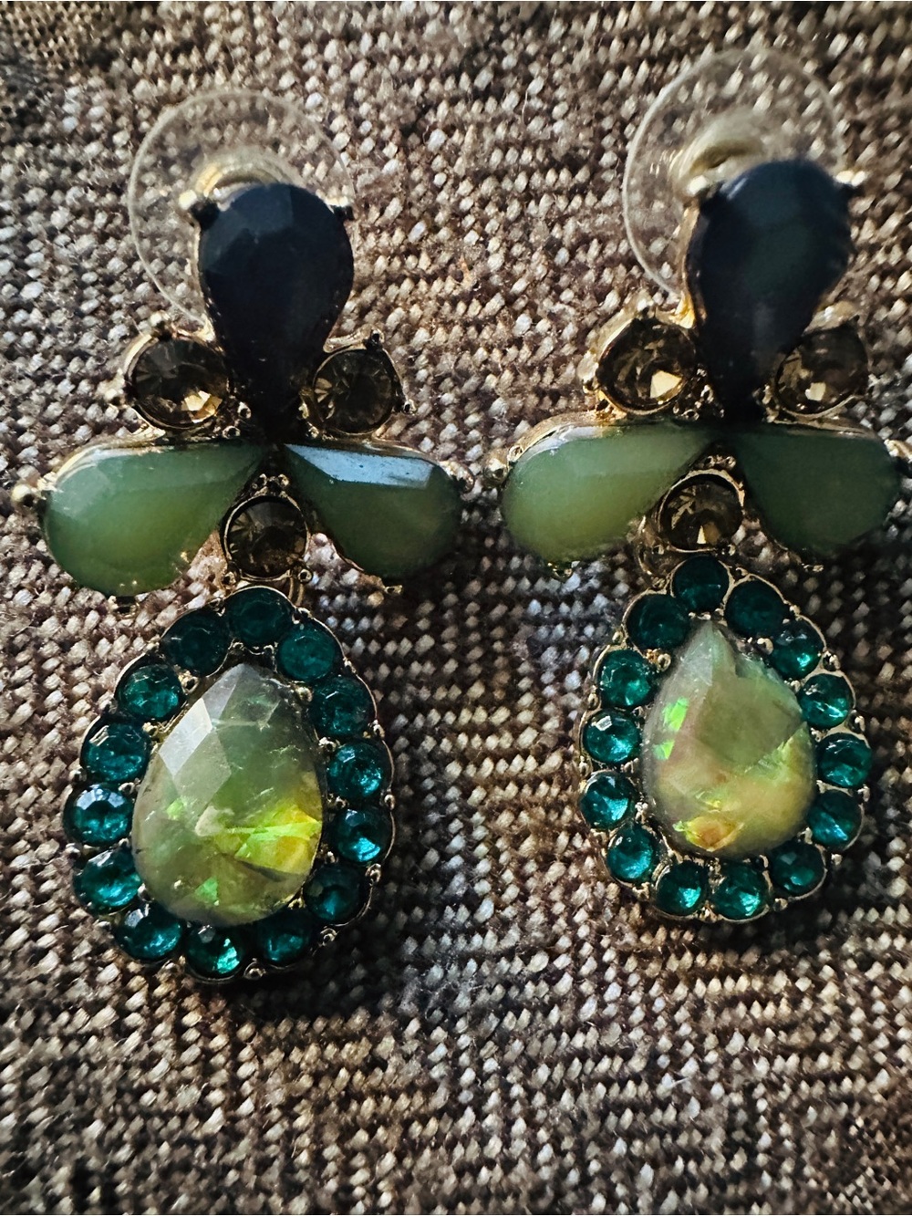 Earrings Pale Green Tear Drop Stones Frame Vibrant Emerald Green Stones Pierced